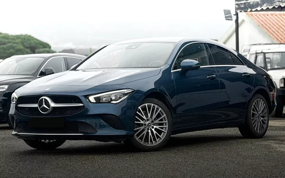 Mercedes-Benz CLA 250 e Progressive