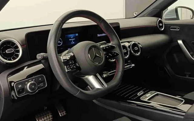 MERCEDES - Classe A - A 200