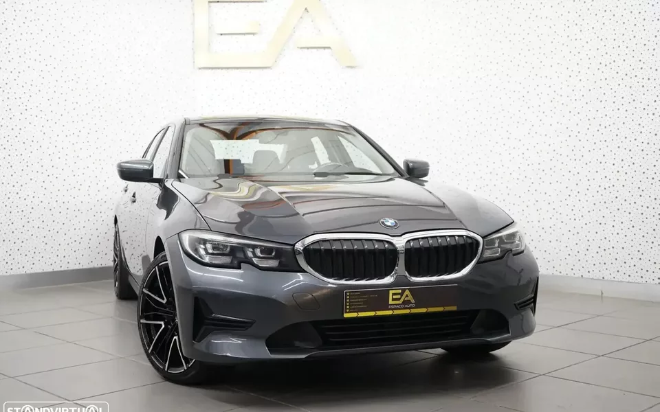 BMW 330