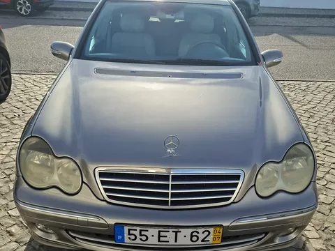 Mercedes-Benz C 200