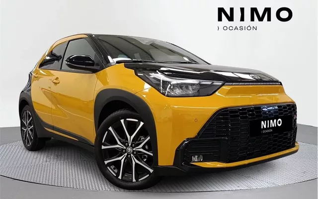 TOYOTA Aygo X Cross AYGO X CROSS Hybrid MC26 1.5 116CV GR Sport - 25500€ en Huelva