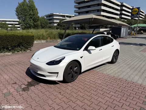 Tesla Model 3 Long Range Tração Integral Premium