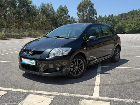 Toyota Auris 1.4 D-4D Luna