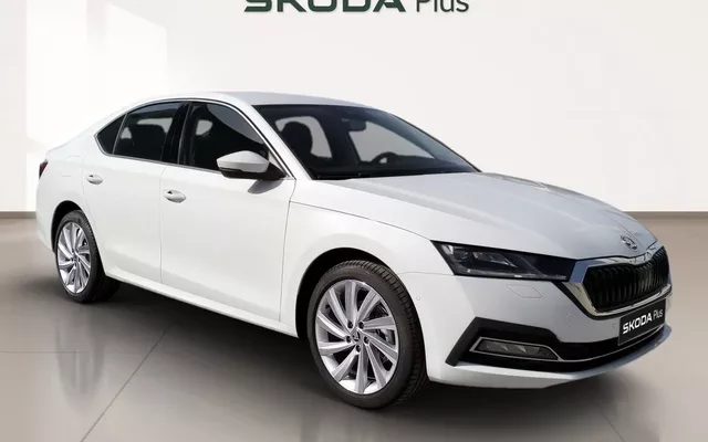 SKODA Octavia Octavia 1.5 TSI MHEV Selection DSG7 110kW