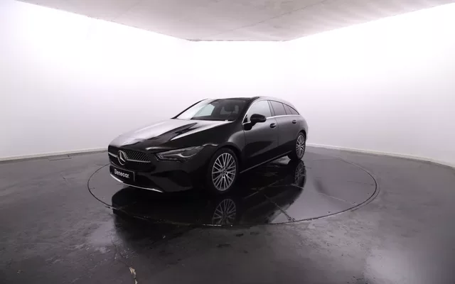 Mercedes-Benz Classe CLA - 180 d Shooting Brake Progressive Advanced Cx. Aut. / Vidros Escurecidos