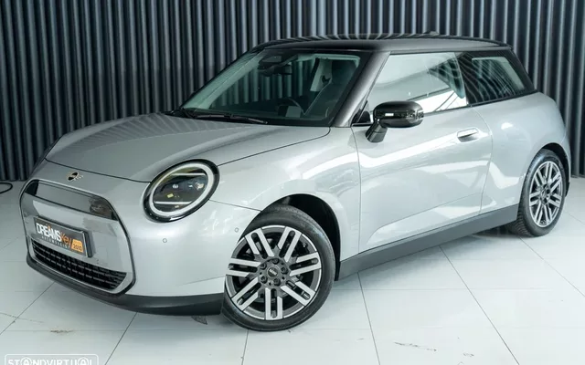 MINI 3 Portas Cooper E Essential