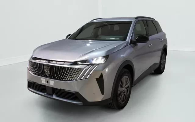 Peugeot 5008 HYBRID 145 CH E-DCS6 ALLURE Zéro km immatriculé