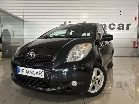 TOYOTA Yaris Yaris 1.4D-4D Sol