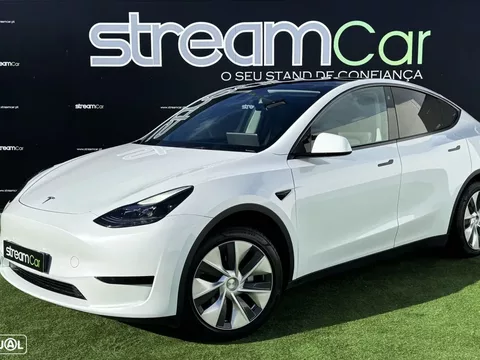 Tesla Model Y Standard