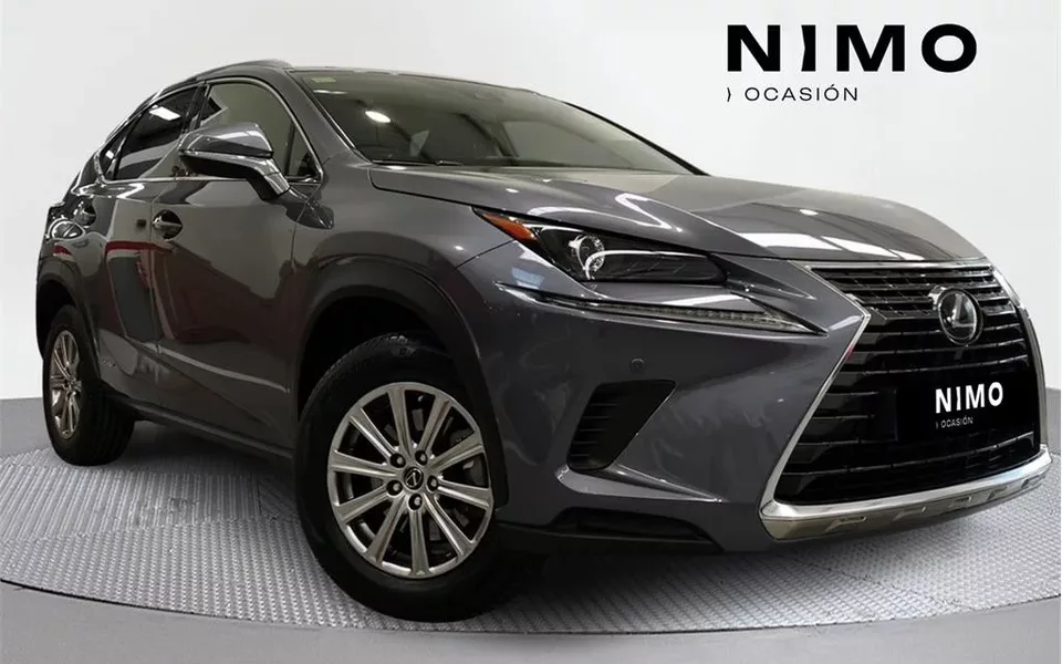 LEXUS NX NX 300h Business 2WD - 30000€ en Cordoba