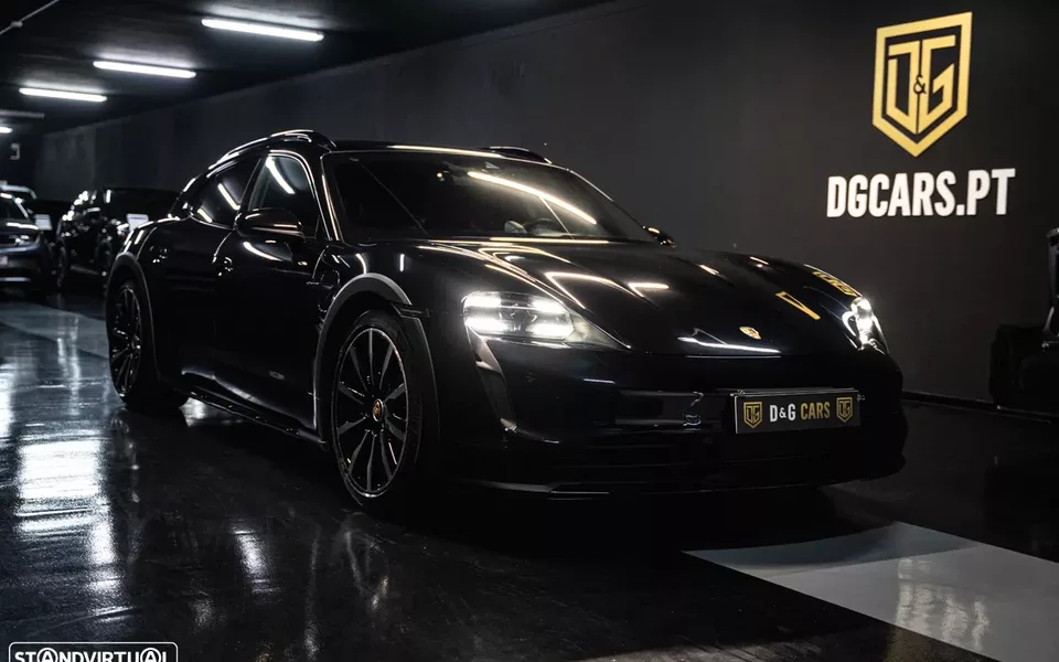 Porsche Taycan Cross Turismo 4S