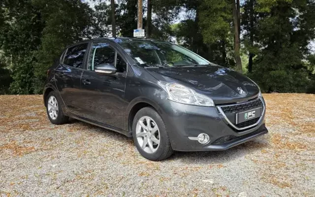 Peugeot 208 2013 1.2 VTi Active