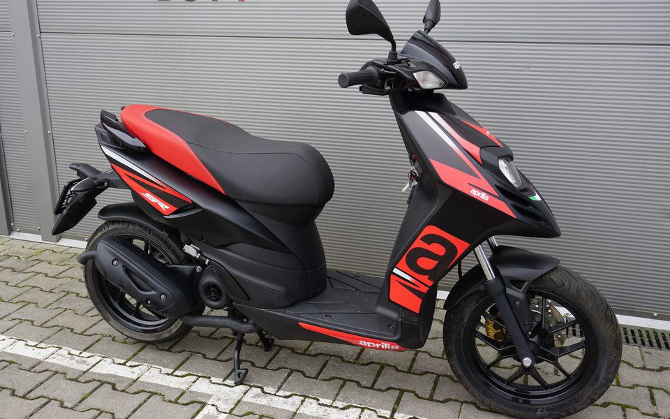 Aprilia SR Motard 50 2T