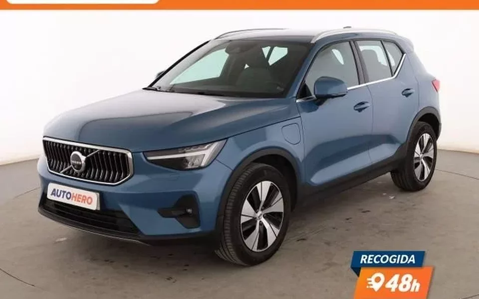 VOLVO XC40 1.5 T4 Recharge Plug-in Hybrid Plus Bright 2WD