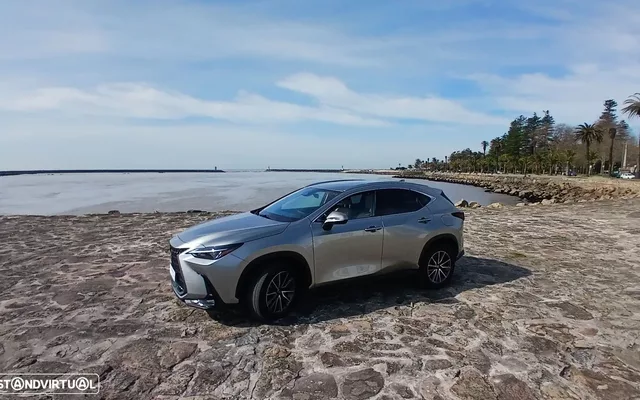 Lexus NX 450h+