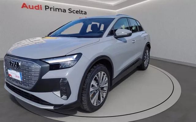 AUDI Q4 e-tron 35 business advanced