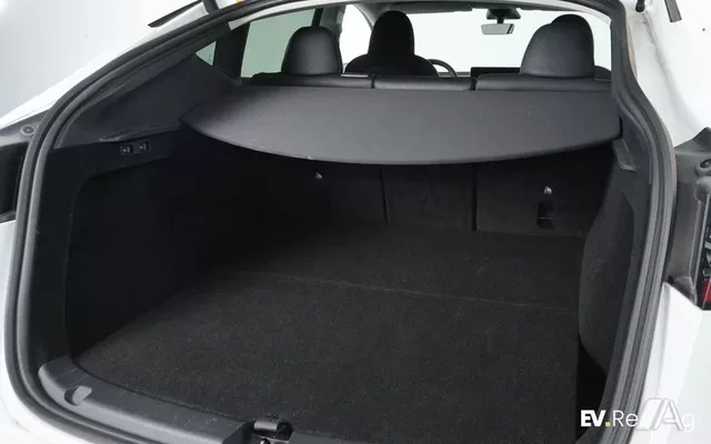 TESLA Model Y Performance 4WD