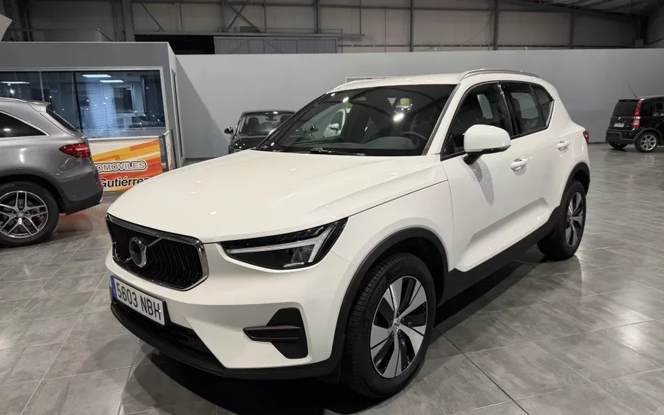 VOLVO XC40 XC40 B3 Core Aut. - 29900€ en Torrelavega