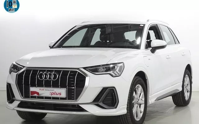 AUDI Q3 Q3 45 TFSIe S line S-tronic