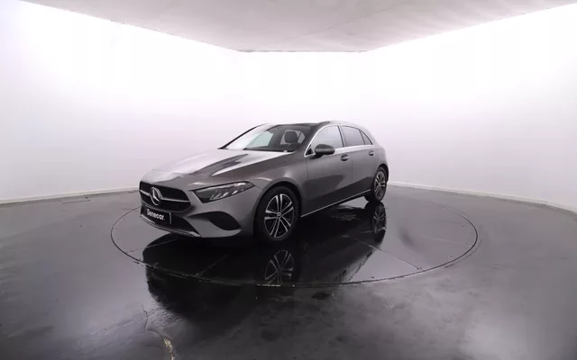 Mercedes-Benz Classe A - 200 Progressive Advanced / Vidros Escurecidos