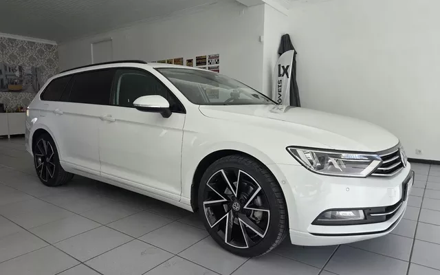 VW Passat Variant 1.6 TDI (BlueMotion ) DSG Comfortline