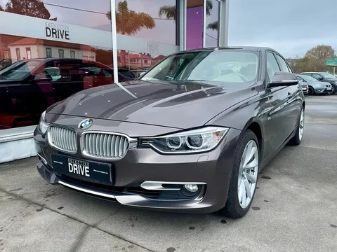 BMW 328 i Modern Line