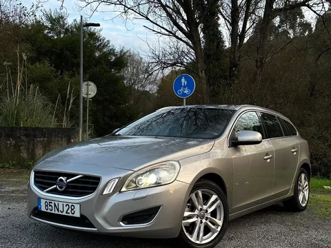Volvo V60 2.0 D4 Summum Start/Stop