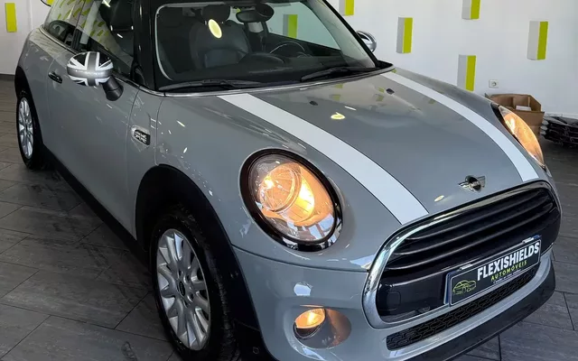 MINI 3 Portas Cooper D Aut.