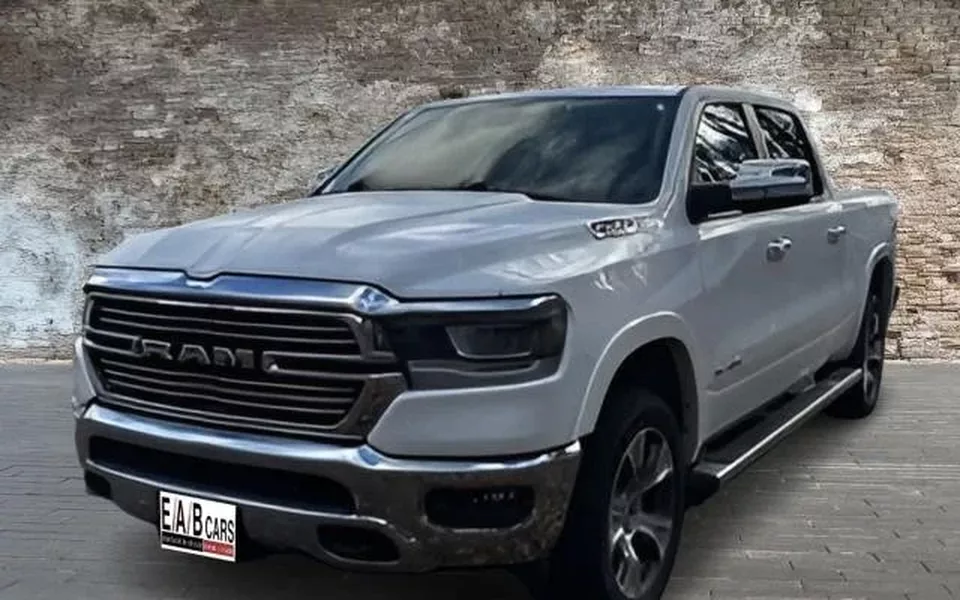 DODGE RAM 1500 5.7L V8 HEMI 4X4 Laramie - 65500€ en Banastas