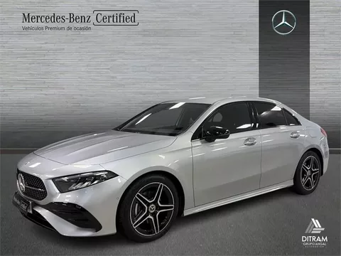 MERCEDES-BENZ Clase A CLASE A 180 Sedán