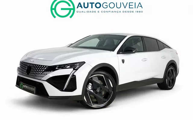 Peugeot 408 1.6 Hybrid GT e-EAT8