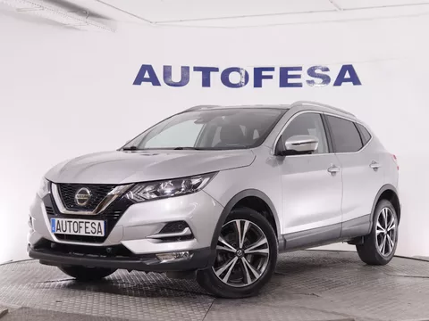 Nissan Qashqai 1.3 DIG-T N-CONNECTA 140CV 5P #TECHO PANORAMICO,NAVY,CAMARA 360