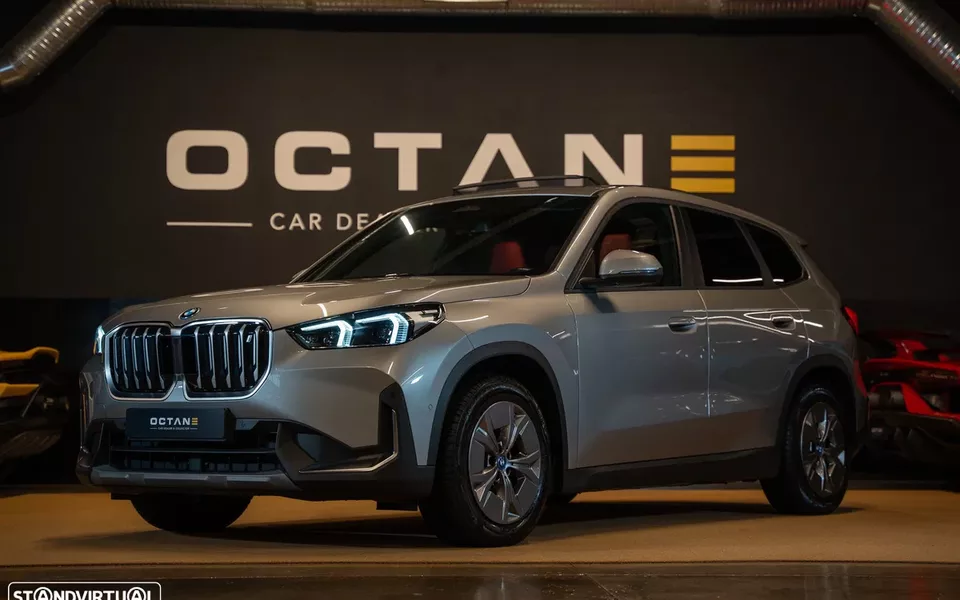 BMW iX1 xDrive30 xLine