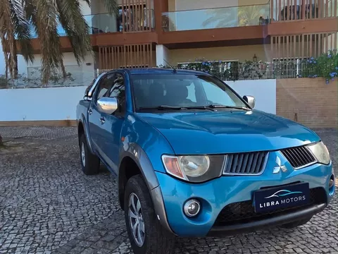 Mitsubishi L200 Pick Up 4x4 Intense Cabine Dupla