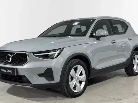 VOLVO XC40 Core, B3 Mild hybrid, Gasolina