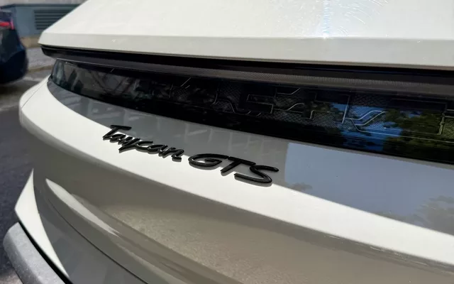 Porsche Taycan Sport Turismo GTS