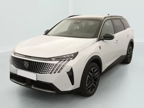 Peugeot 5008 Gt 1.2 HYBRID 145 Zéro km immatriculé