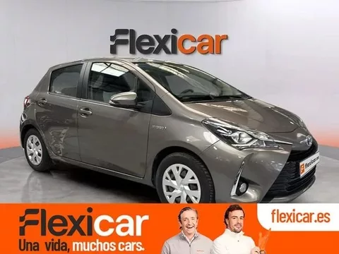 TOYOTA Yaris Yaris 100H 1.5 Active