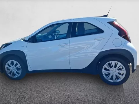 TOYOTA AYGO X 1.0 VVT-i 72 S-CVT Dynamic