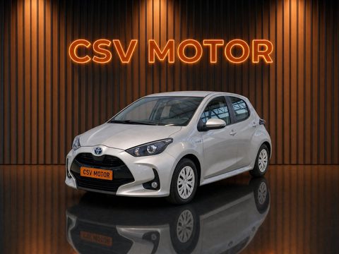 TOYOTA Yaris Yaris 100H 1.5 Active Tech