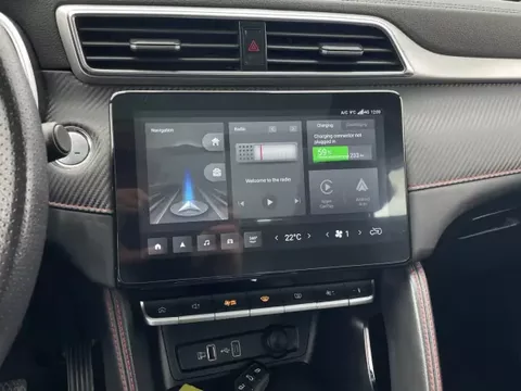 MG ZS 2021 Luxury