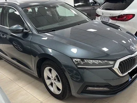 SKODA Octavia Octavia 2.0TDI CR Ambition DSG 110kW