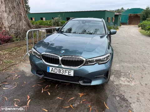 BMW 320 d xDrive Auto
