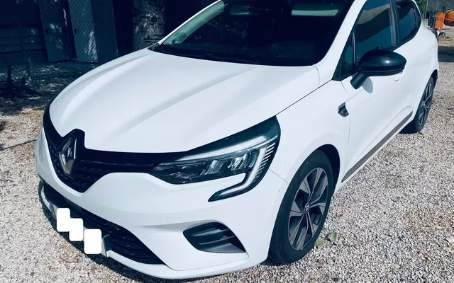 Renault Clio 1.0 TCe Limited Bi-Fuel
