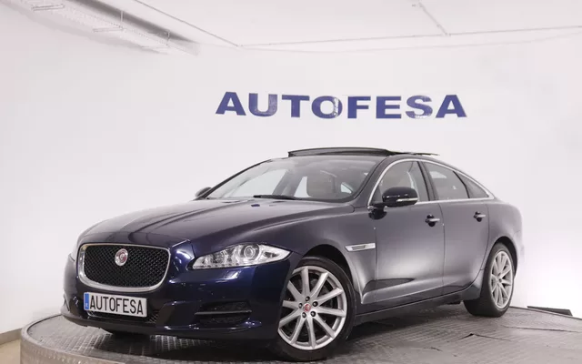 Jaguar Xj 3.0D LUXURY SWB 4P AUTO 275CV 4P #CUERO, TECHO ELEC, LEVAS
