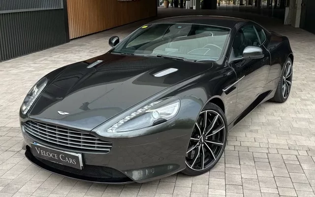 ASTON MARTIN DB9 Coupé