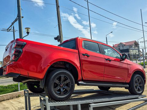 Isuzu D-Max 2025