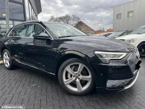 Audi e-tron 50 quattro
