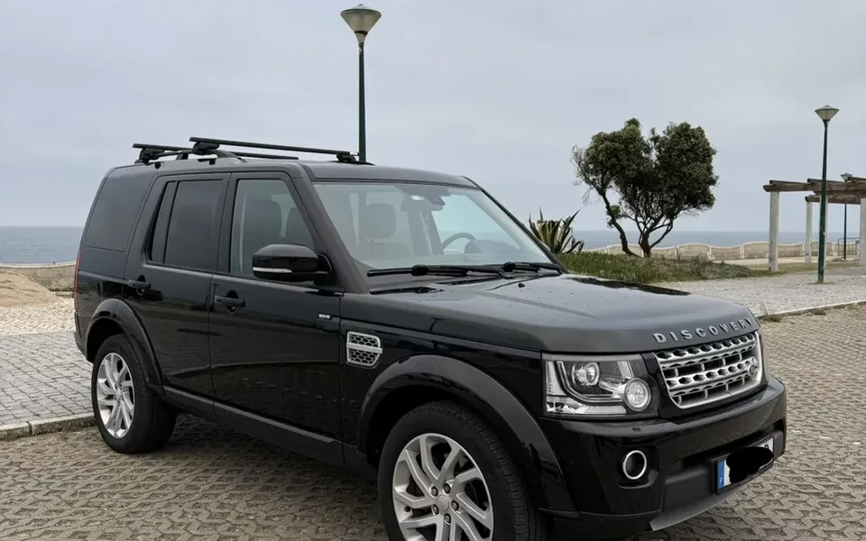 Land Rover Discovery SD V6 HSE