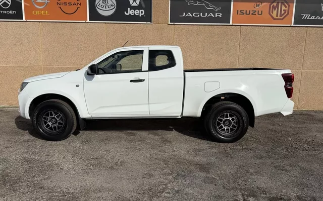 Isuzu D-Max